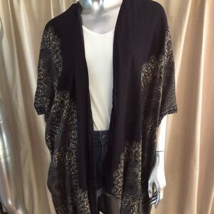 NWT  Mudpie Navy Kimono Top